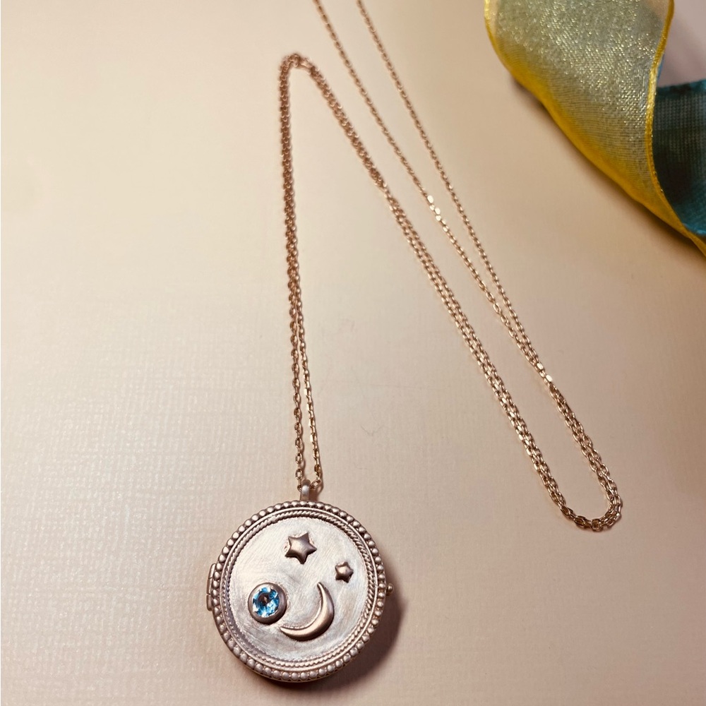 New! Sweet Dreams Locket Necklace